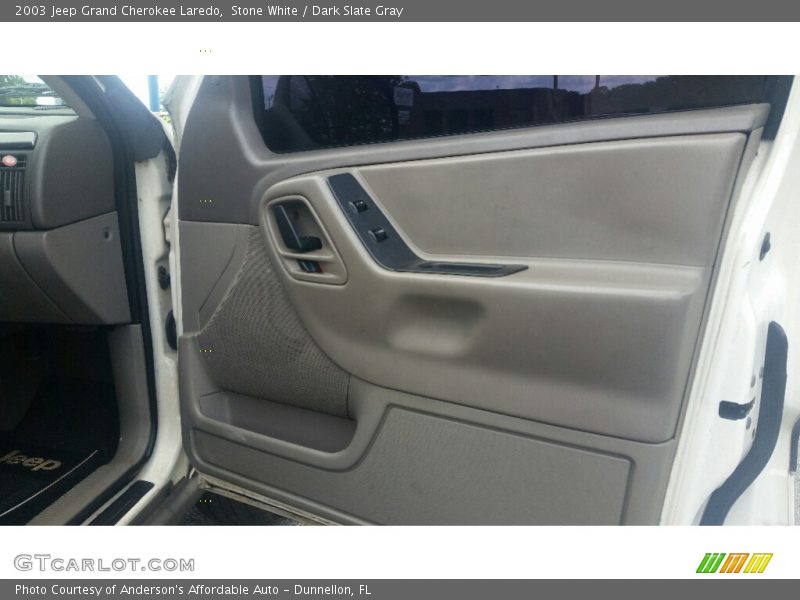Stone White / Dark Slate Gray 2003 Jeep Grand Cherokee Laredo