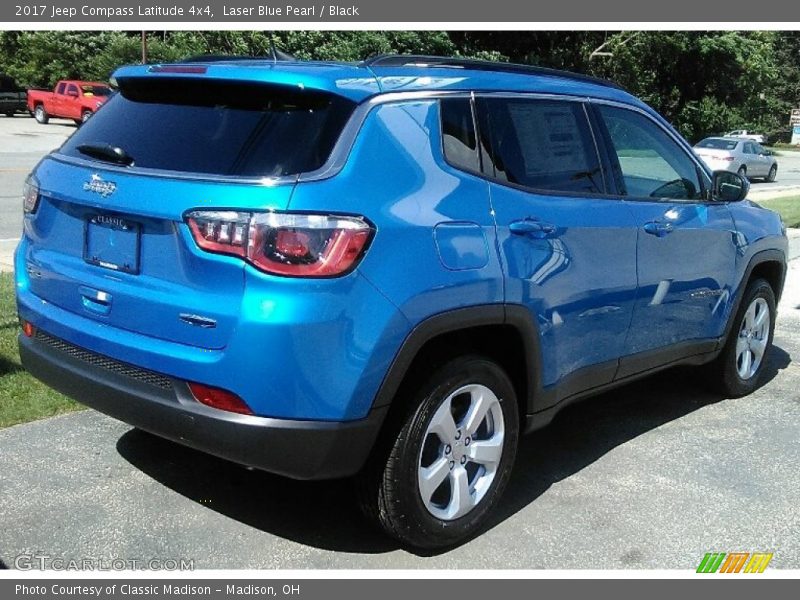 Laser Blue Pearl / Black 2017 Jeep Compass Latitude 4x4