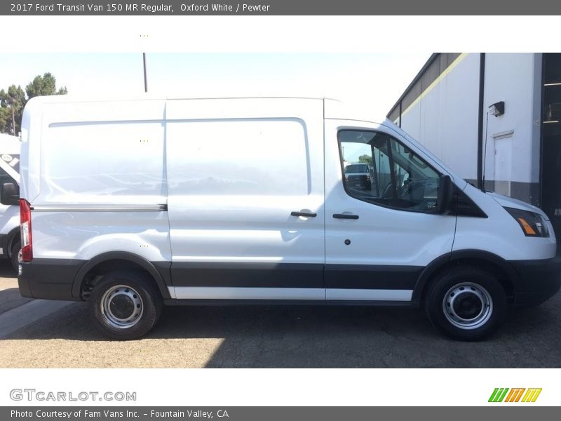 Oxford White / Pewter 2017 Ford Transit Van 150 MR Regular