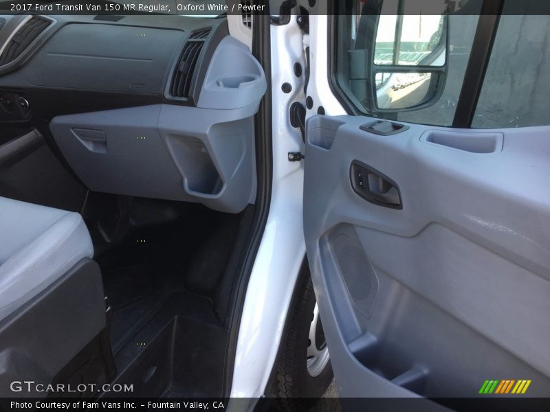 Oxford White / Pewter 2017 Ford Transit Van 150 MR Regular