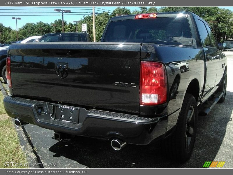 Brilliant Black Crystal Pearl / Black/Diesel Gray 2017 Ram 1500 Express Crew Cab 4x4