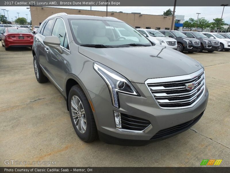 Bronze Dune Metallic / Sahara Beige 2017 Cadillac XT5 Luxury AWD