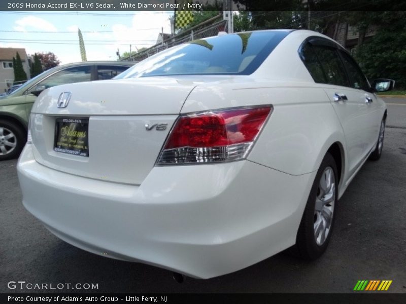 White Diamond Pearl / Ivory 2009 Honda Accord EX-L V6 Sedan