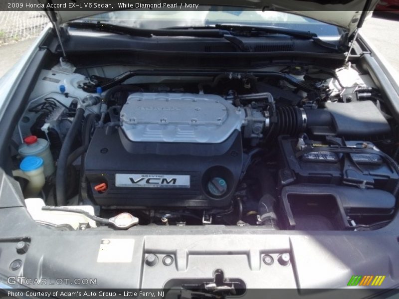 White Diamond Pearl / Ivory 2009 Honda Accord EX-L V6 Sedan