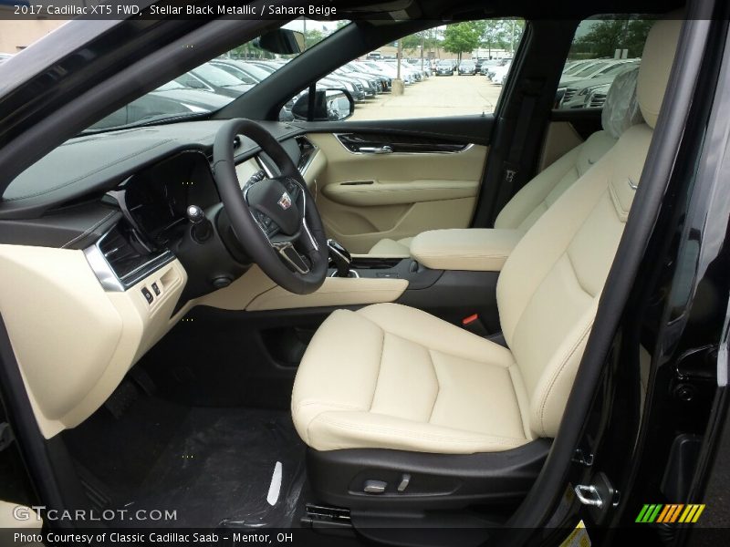 Stellar Black Metallic / Sahara Beige 2017 Cadillac XT5 FWD