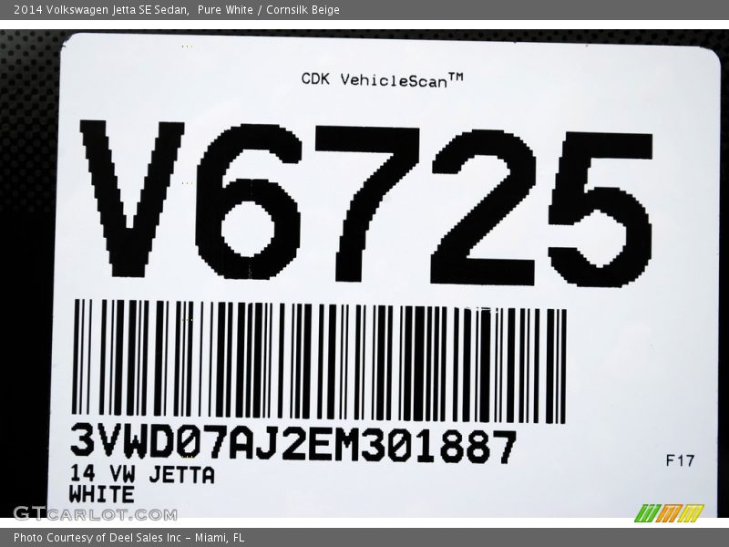 Pure White / Cornsilk Beige 2014 Volkswagen Jetta SE Sedan