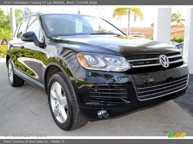 Black / Cornsilk Beige 2014 Volkswagen Touareg V6 Lux 4Motion