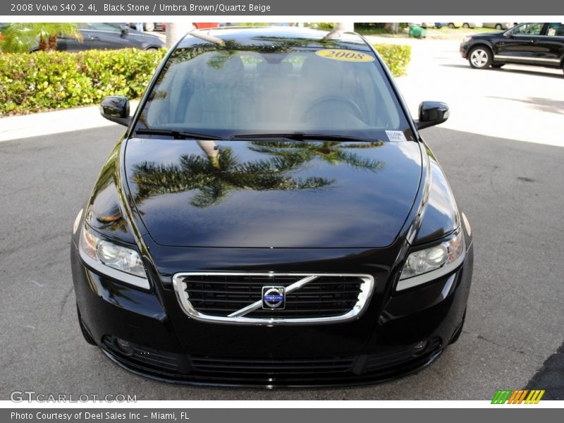 Black Stone / Umbra Brown/Quartz Beige 2008 Volvo S40 2.4i