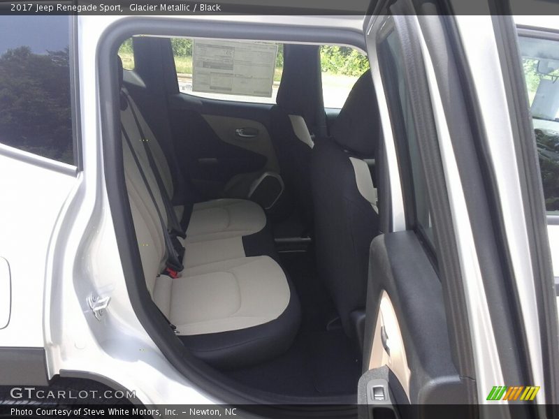 Glacier Metallic / Black 2017 Jeep Renegade Sport