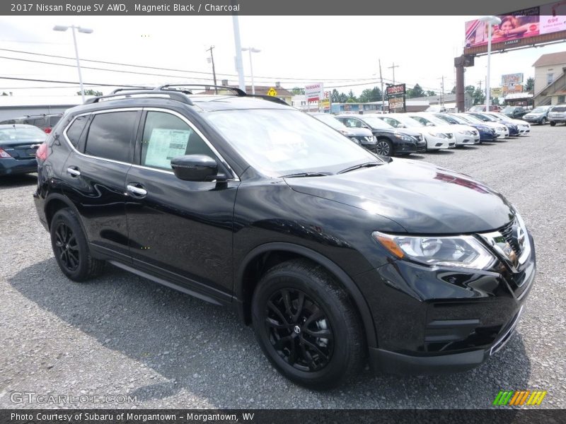 Magnetic Black / Charcoal 2017 Nissan Rogue SV AWD