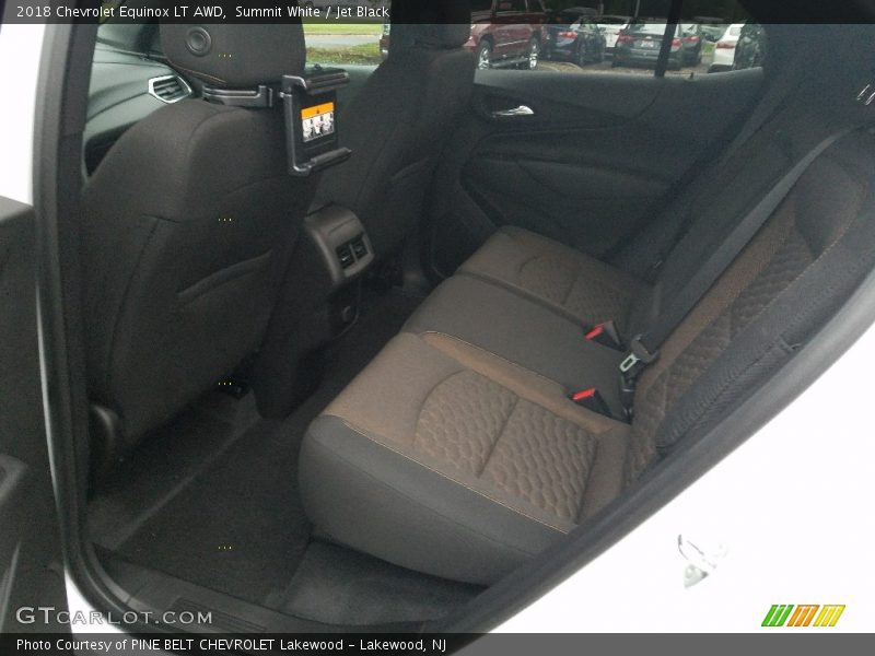 Summit White / Jet Black 2018 Chevrolet Equinox LT AWD