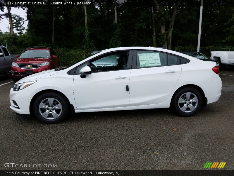 Summit White / Jet Black 2017 Chevrolet Cruze LS