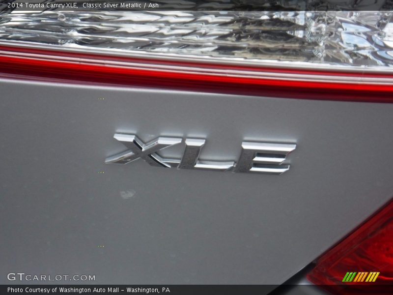 Classic Silver Metallic / Ash 2014 Toyota Camry XLE