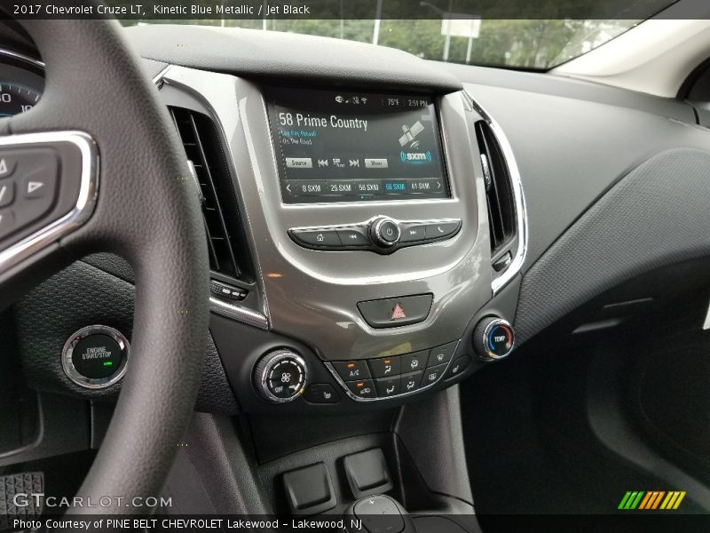 Kinetic Blue Metallic / Jet Black 2017 Chevrolet Cruze LT