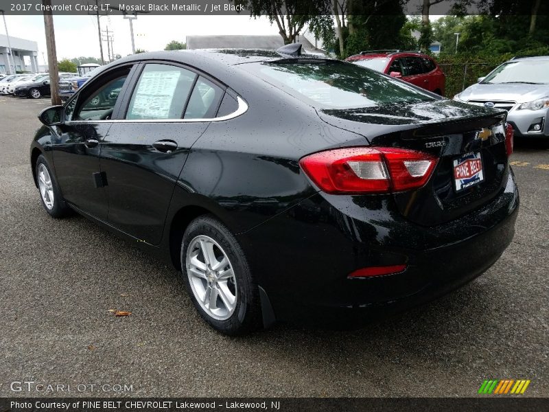 Mosaic Black Metallic / Jet Black 2017 Chevrolet Cruze LT