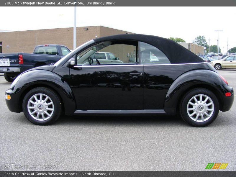Uni Black / Black 2005 Volkswagen New Beetle GLS Convertible