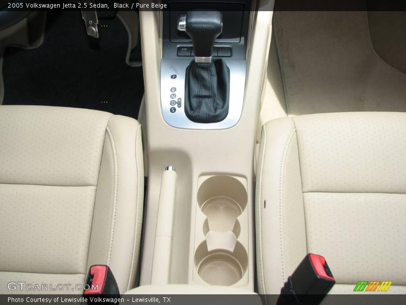 Black / Pure Beige 2005 Volkswagen Jetta 2.5 Sedan