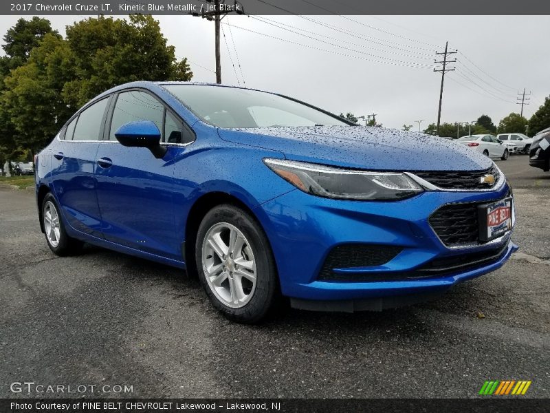 Kinetic Blue Metallic / Jet Black 2017 Chevrolet Cruze LT