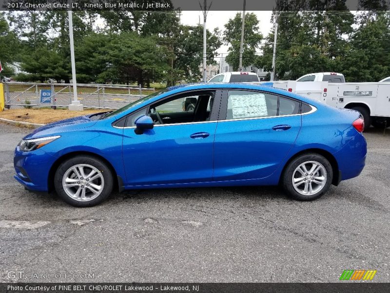 Kinetic Blue Metallic / Jet Black 2017 Chevrolet Cruze LT