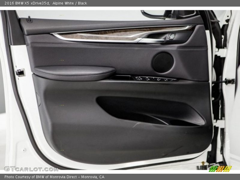 Alpine White / Black 2016 BMW X5 xDrive35d