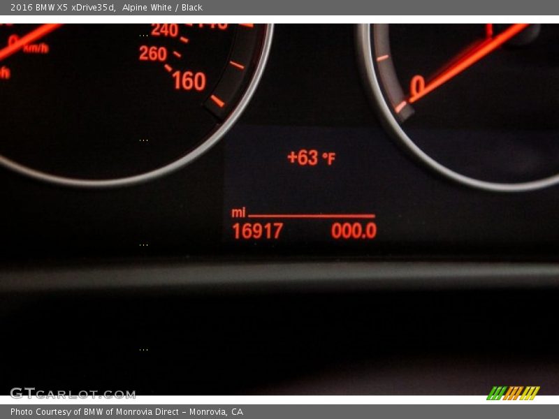 Alpine White / Black 2016 BMW X5 xDrive35d