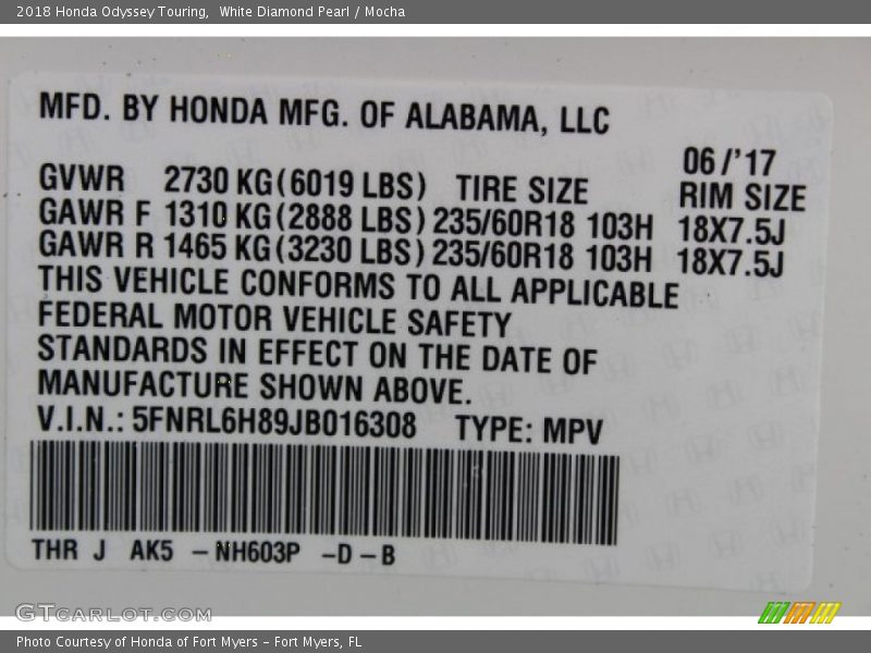 White Diamond Pearl / Mocha 2018 Honda Odyssey Touring