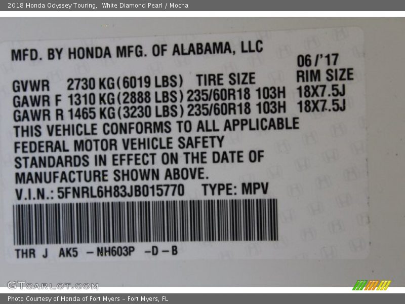 White Diamond Pearl / Mocha 2018 Honda Odyssey Touring
