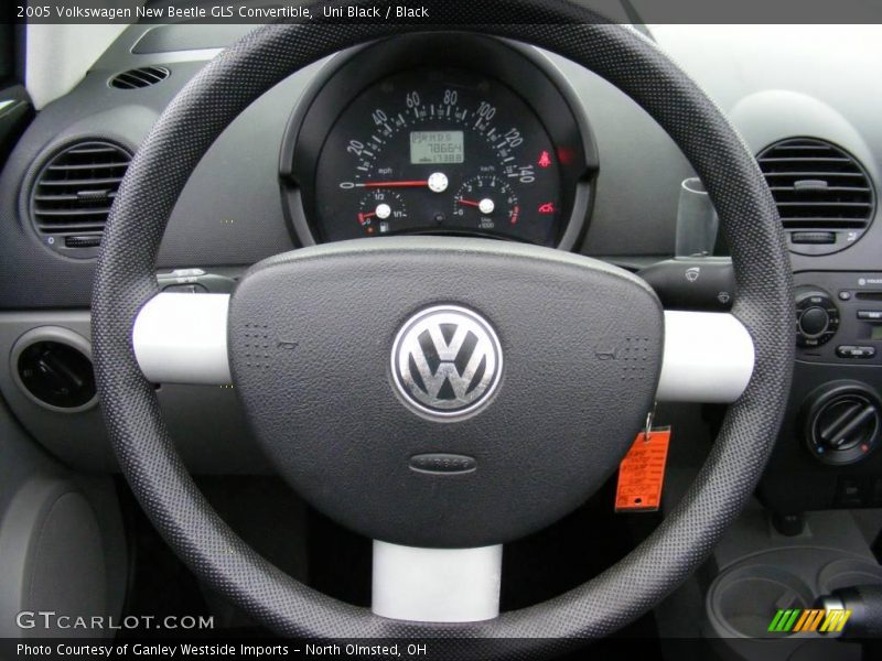 Uni Black / Black 2005 Volkswagen New Beetle GLS Convertible