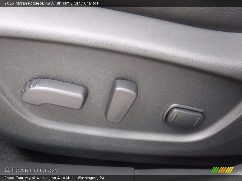 Brilliant Silver / Charcoal 2015 Nissan Rogue SL AWD