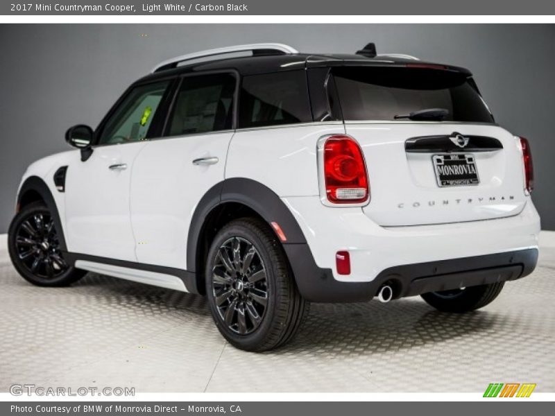 Light White / Carbon Black 2017 Mini Countryman Cooper
