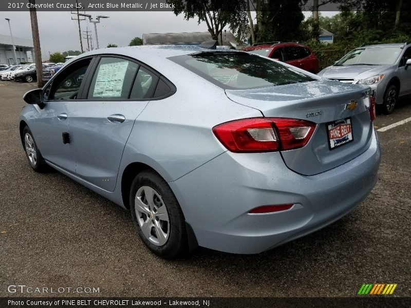 Arctic Blue Metallic / Jet Black 2017 Chevrolet Cruze LS