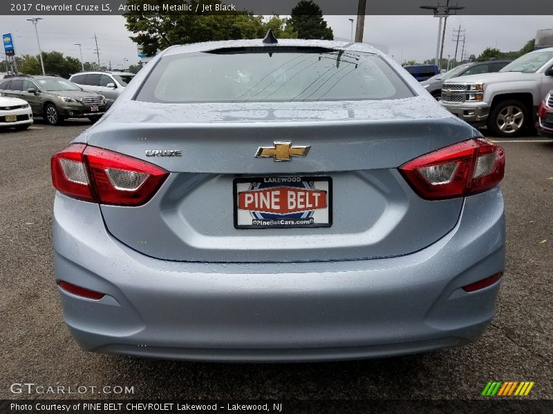 Arctic Blue Metallic / Jet Black 2017 Chevrolet Cruze LS