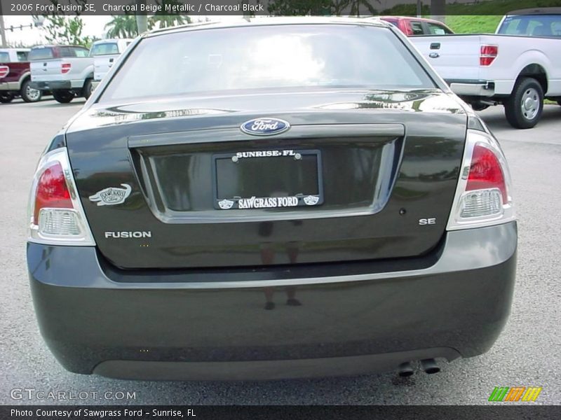 Charcoal Beige Metallic / Charcoal Black 2006 Ford Fusion SE