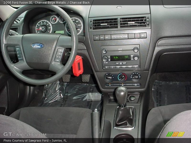 Charcoal Beige Metallic / Charcoal Black 2006 Ford Fusion SE
