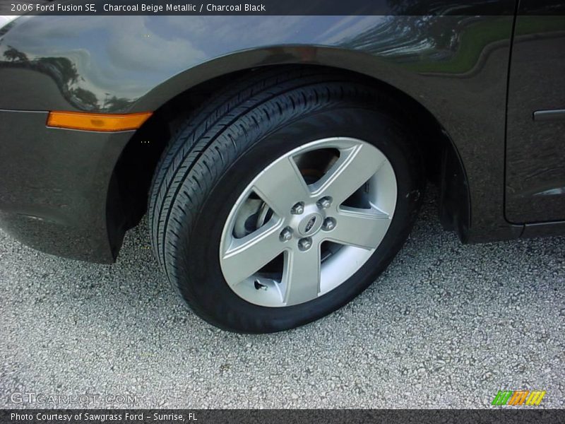Charcoal Beige Metallic / Charcoal Black 2006 Ford Fusion SE