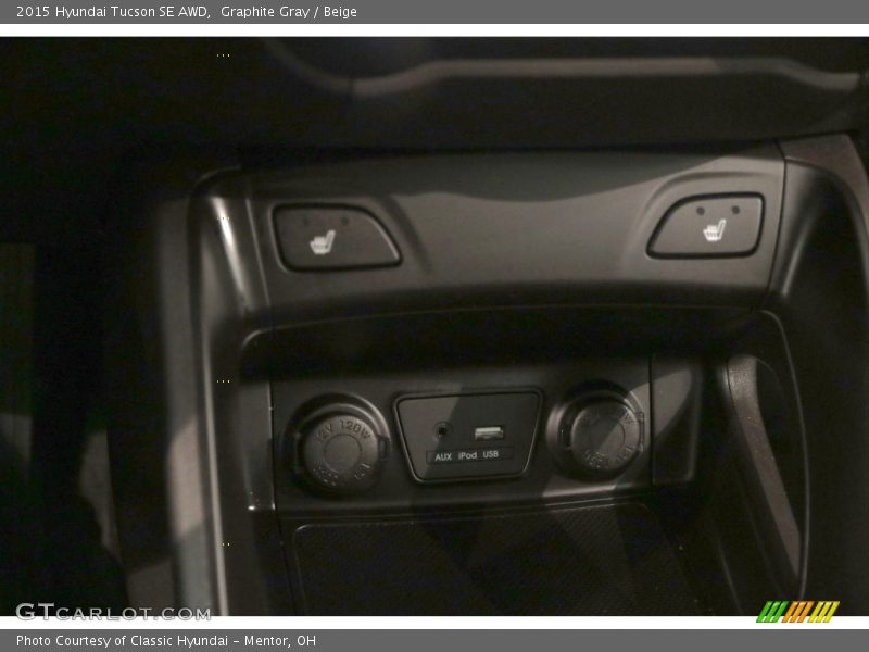 Graphite Gray / Beige 2015 Hyundai Tucson SE AWD