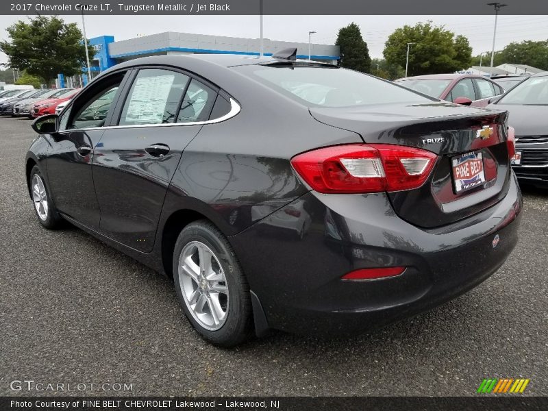 Tungsten Metallic / Jet Black 2017 Chevrolet Cruze LT