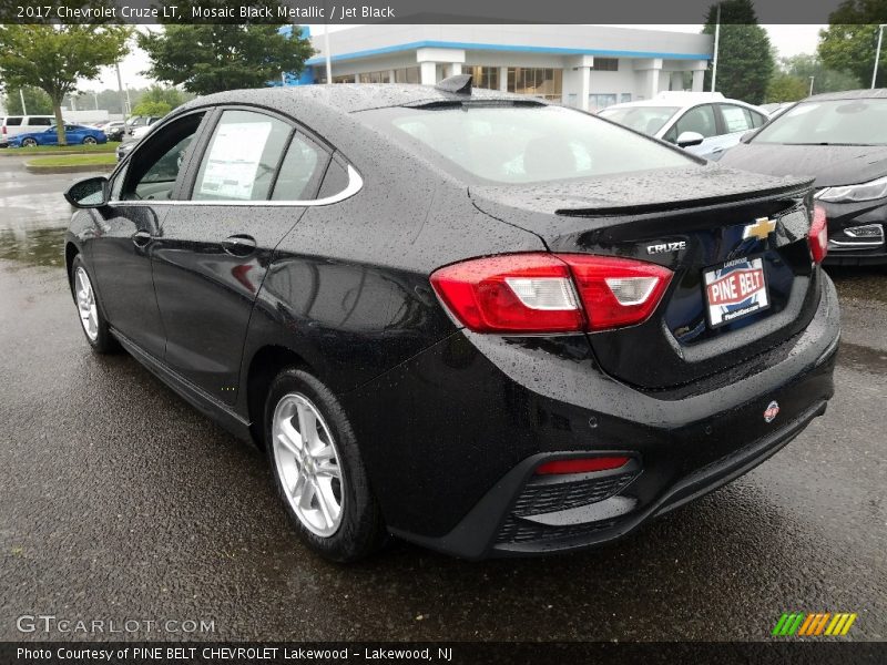Mosaic Black Metallic / Jet Black 2017 Chevrolet Cruze LT