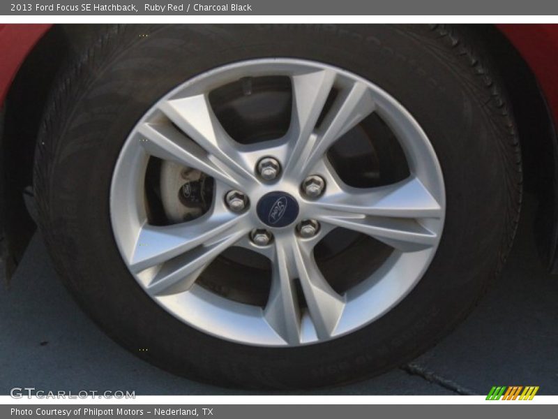 Ruby Red / Charcoal Black 2013 Ford Focus SE Hatchback