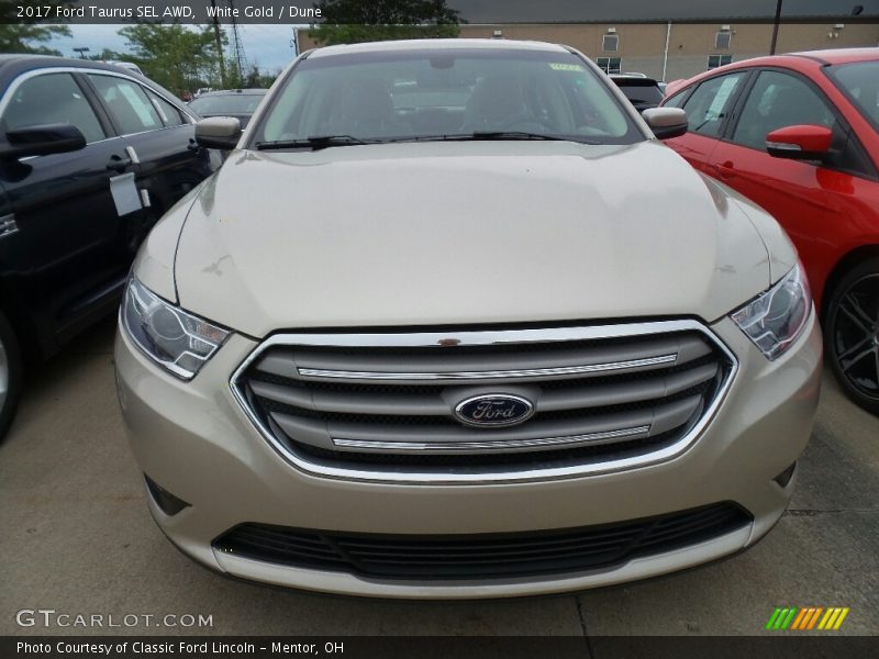 White Gold / Dune 2017 Ford Taurus SEL AWD