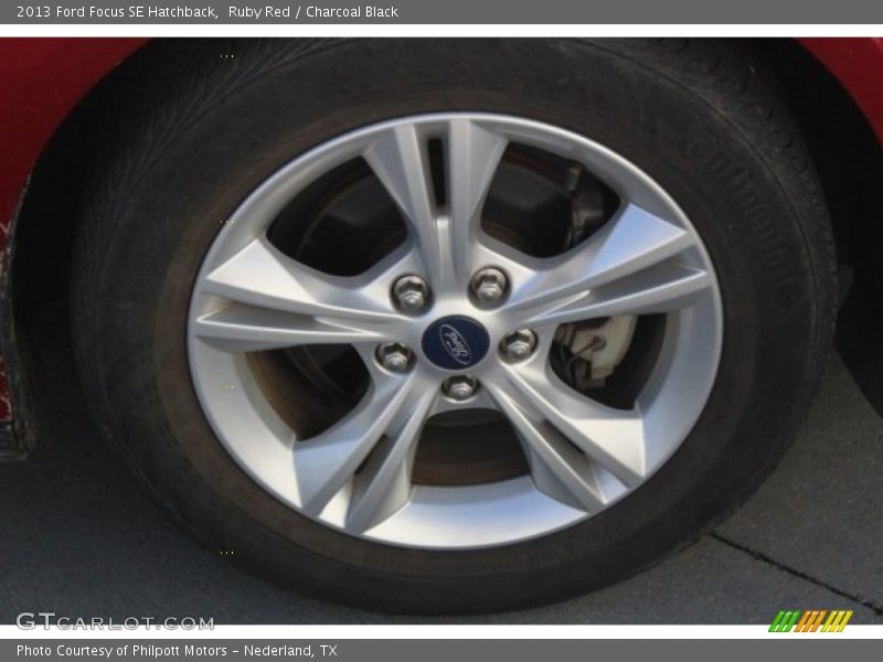 Ruby Red / Charcoal Black 2013 Ford Focus SE Hatchback