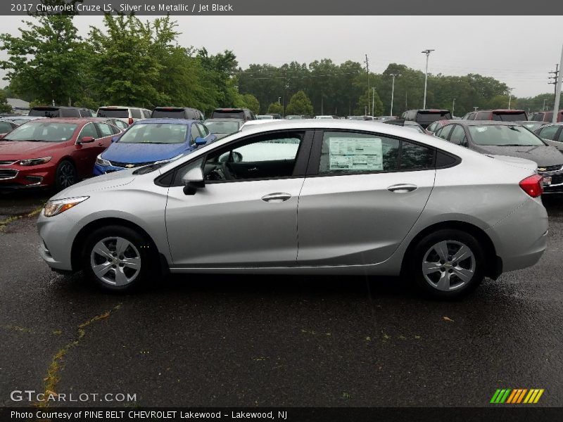 Silver Ice Metallic / Jet Black 2017 Chevrolet Cruze LS