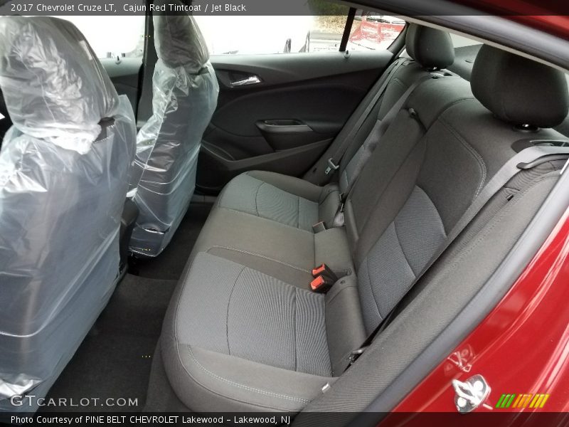 Cajun Red Tintcoat / Jet Black 2017 Chevrolet Cruze LT