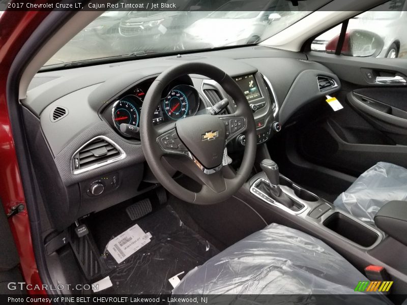 Cajun Red Tintcoat / Jet Black 2017 Chevrolet Cruze LT