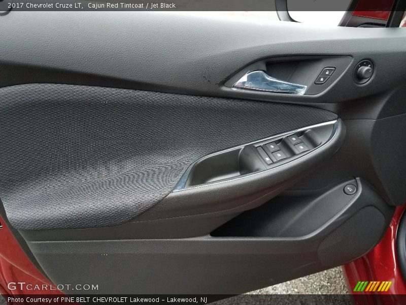Cajun Red Tintcoat / Jet Black 2017 Chevrolet Cruze LT