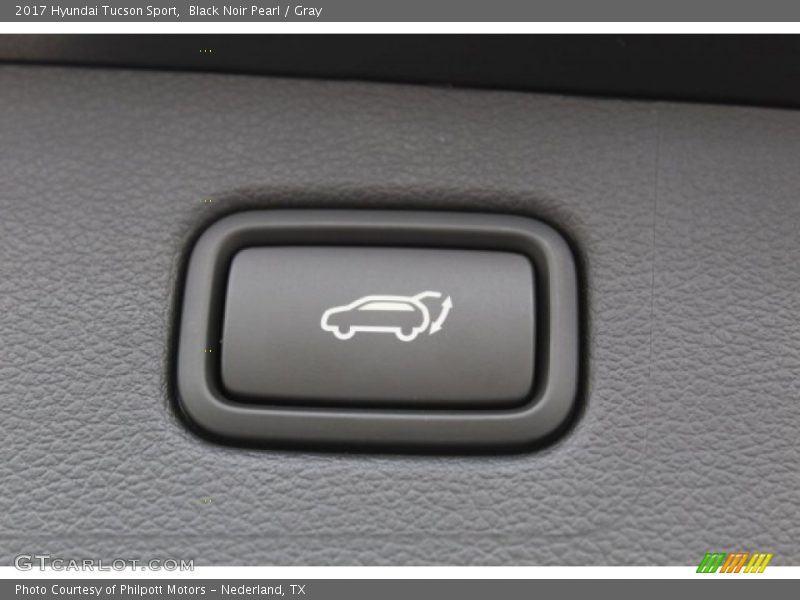 Black Noir Pearl / Gray 2017 Hyundai Tucson Sport