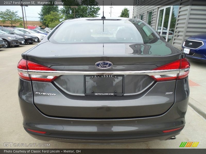 Magnetic / Ebony 2017 Ford Fusion SE
