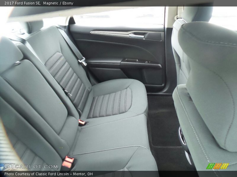 Magnetic / Ebony 2017 Ford Fusion SE