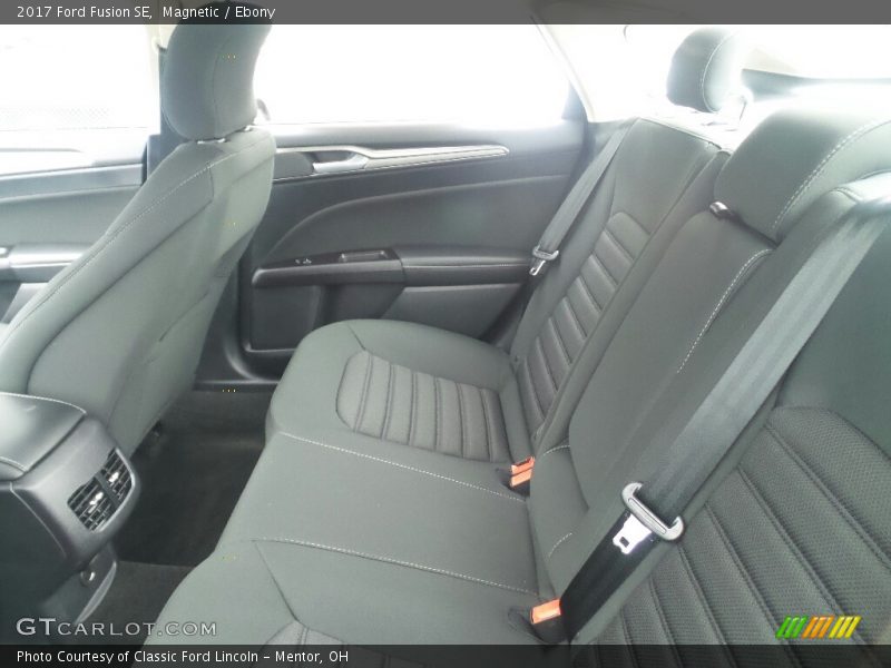 Magnetic / Ebony 2017 Ford Fusion SE