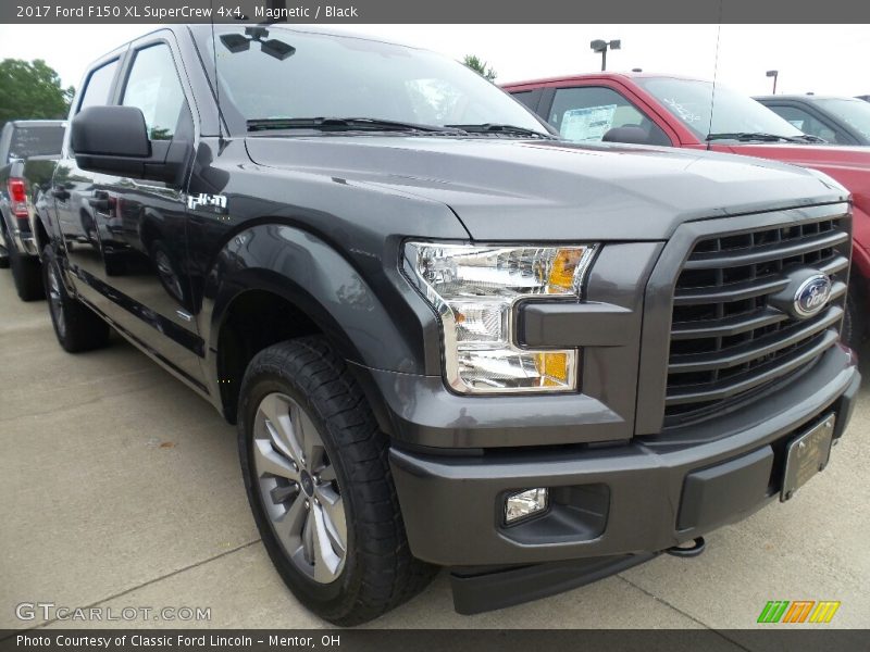 Magnetic / Black 2017 Ford F150 XL SuperCrew 4x4